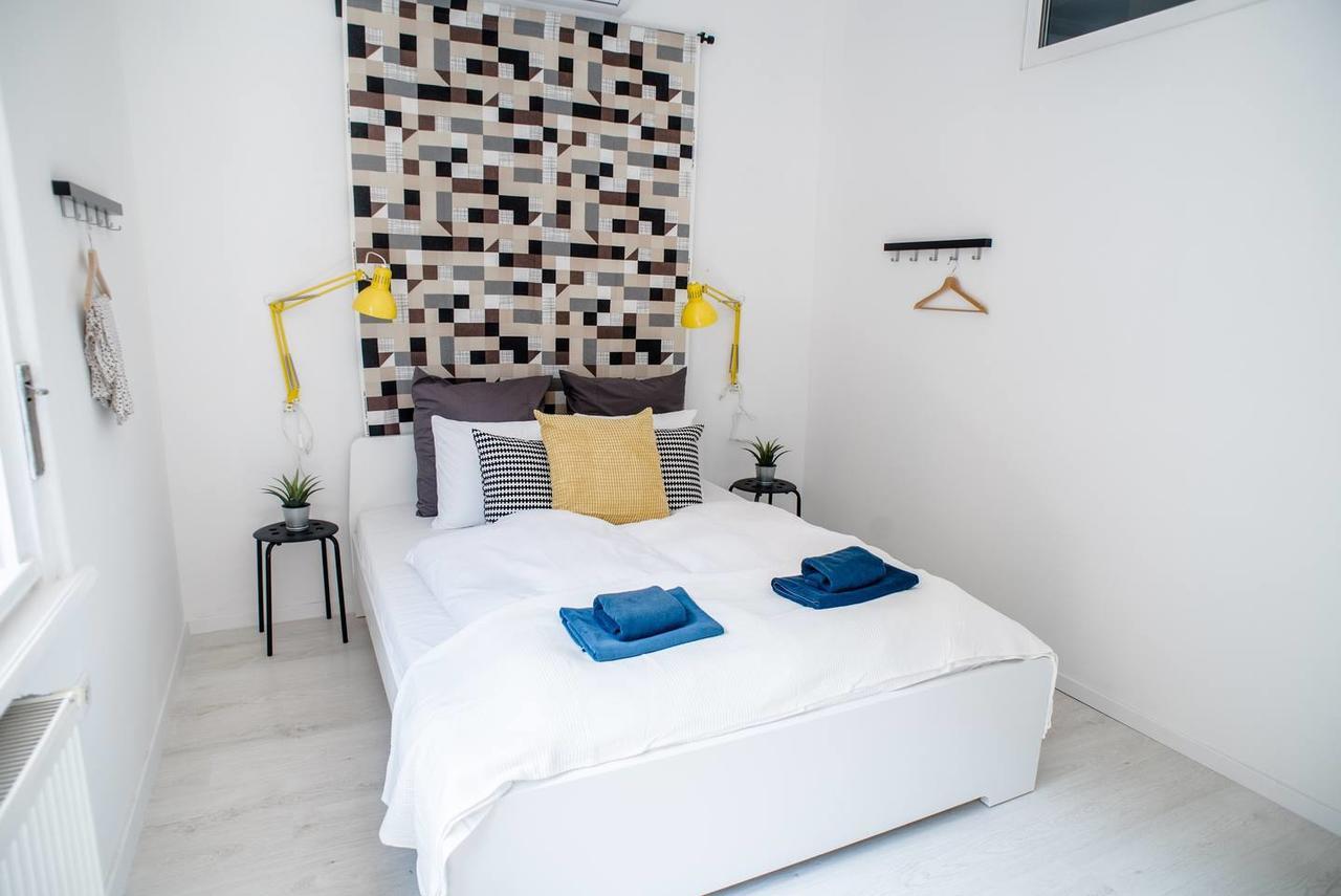 Central New Home With 3 Bedrooms, A/C And Balcony Budapest Esterno foto